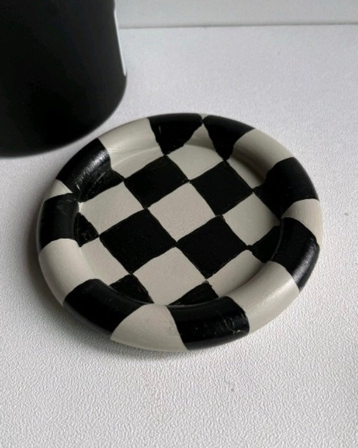 Checkers Round Trinket Tray