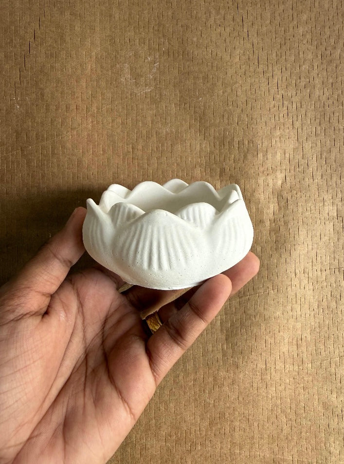 Mini Lotus Bowl